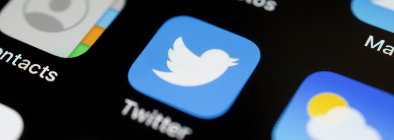 A screen with the Twitter logo