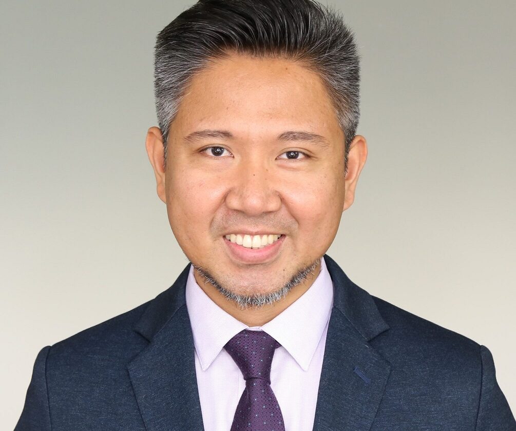 Dalmacio Dennis Flores Headshot