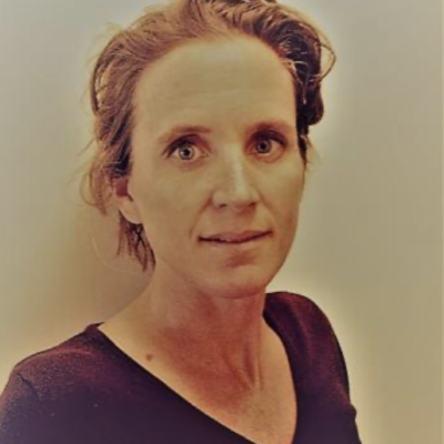headshot for professor Andi Johnson