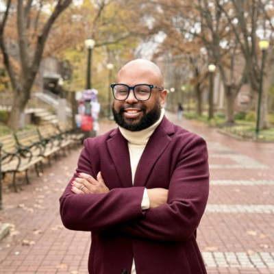 headshot for Professor Desmond Upton Patton