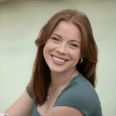 Headshot for Grace Burke.