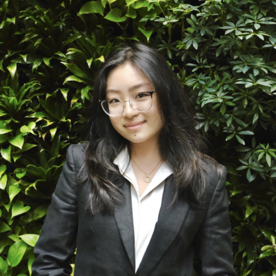Headshot for Julia Wang.